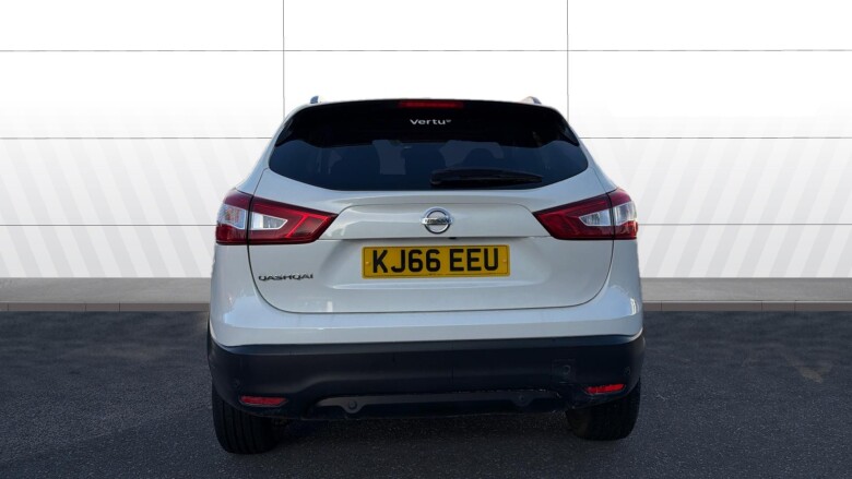 Nissan Qashqai 1.2 DiG-T N-Connecta 5dr Xtronic Petrol Hatchback